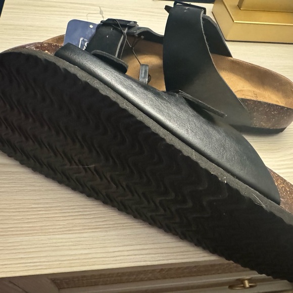 New Men’s Flexible Outsole Comfort Footbed Adjustable Two Strap Sandals Size 11 - Picture 4 of 4